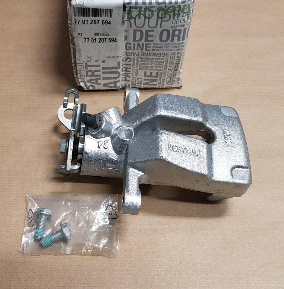 ETRIER DE FREIN.RENAULT MEGANE II ARRIERE DROI 7701207693.
