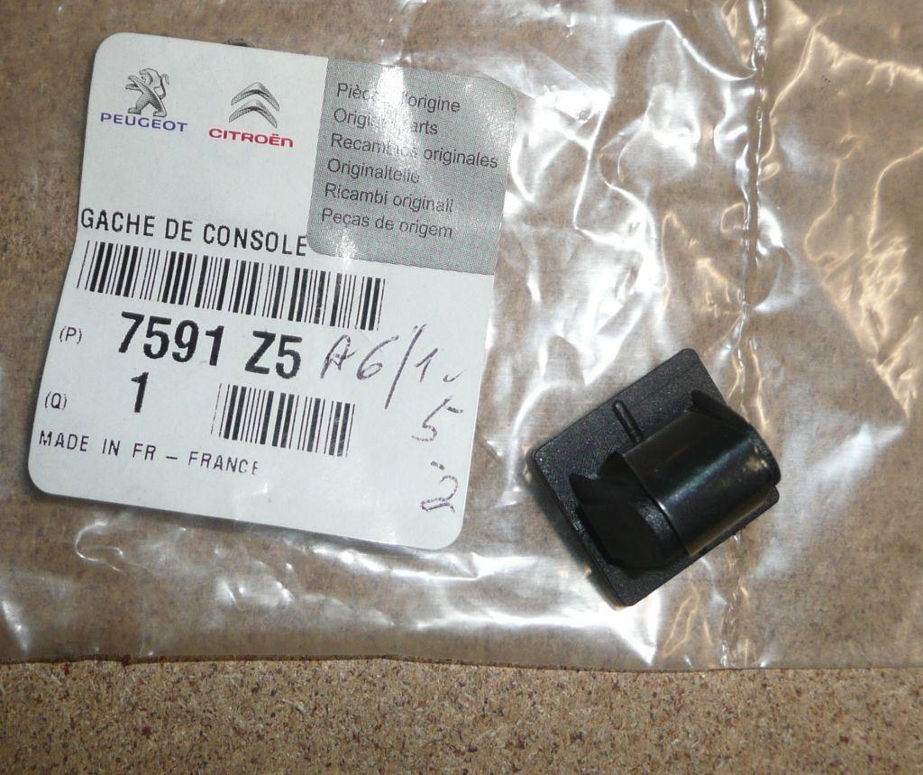GACHE DE COUVERCLE VIDE.POCHES.CITROEN C5 III 7591.Z5 7591Z5.