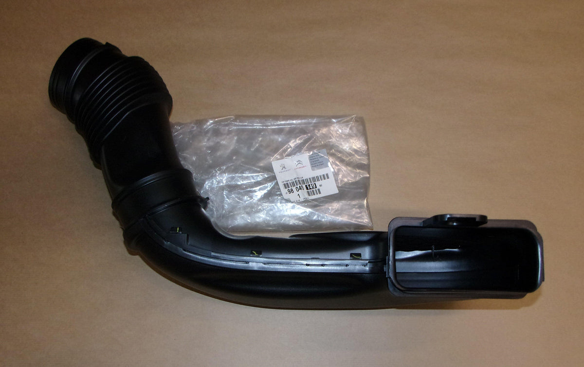 TUYAU D'ADMISSION PEUGEOT 407,508 2.0HDI 9804514980.