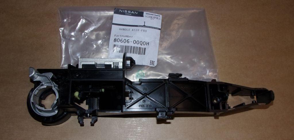 MODULE DES POIGNÉES RENAULT MASTER III DROIT A 8060600Q0H.