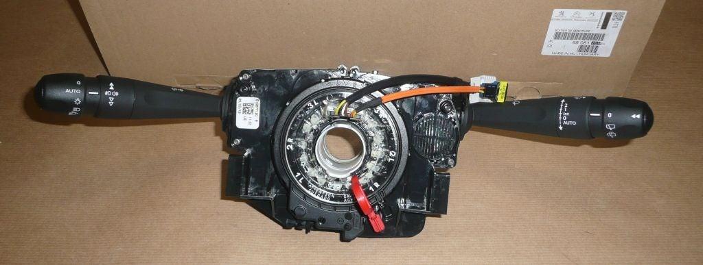 COMMUTATEUR COMBINE PEUGEOT 208,2008 98081769ZD.