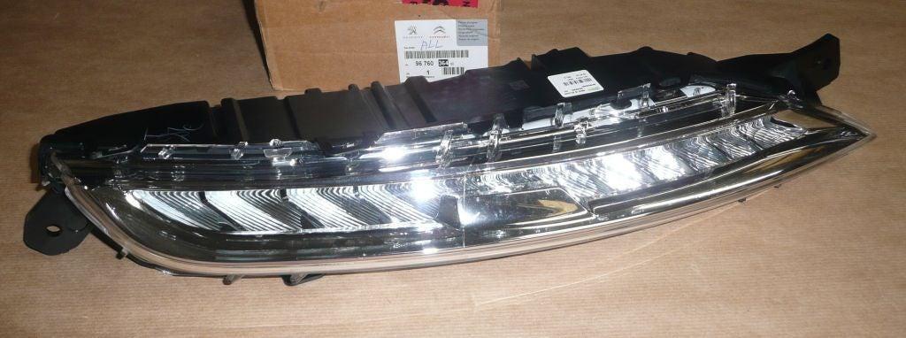 PHARES CITROEN C4 PICASSO II DROIT 9833403980.