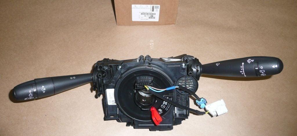 COMMUTATEUR COMBINE PEUGEOT 3008 II,5008 II 96773907ZD.