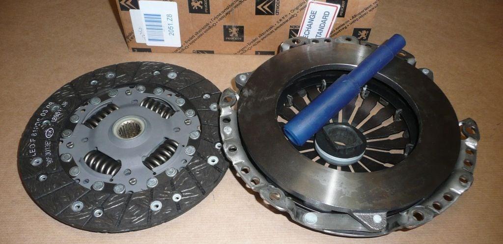 KIT EMBRAYAGES.CITROEN C2,C3,PEUGEOT 206,207 1.4HDI 2051.Z8 2051Z8.