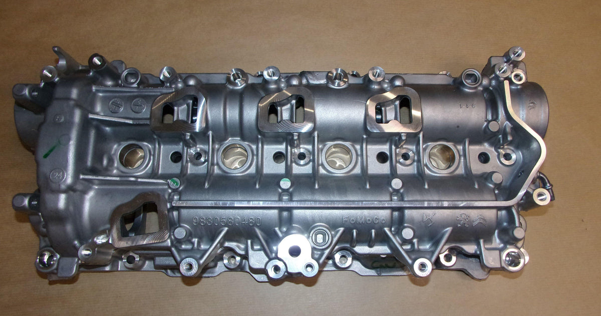 COUVRE-CULASSE PEUGEOT 2008,208,3008 1.5HDI 9830580480.