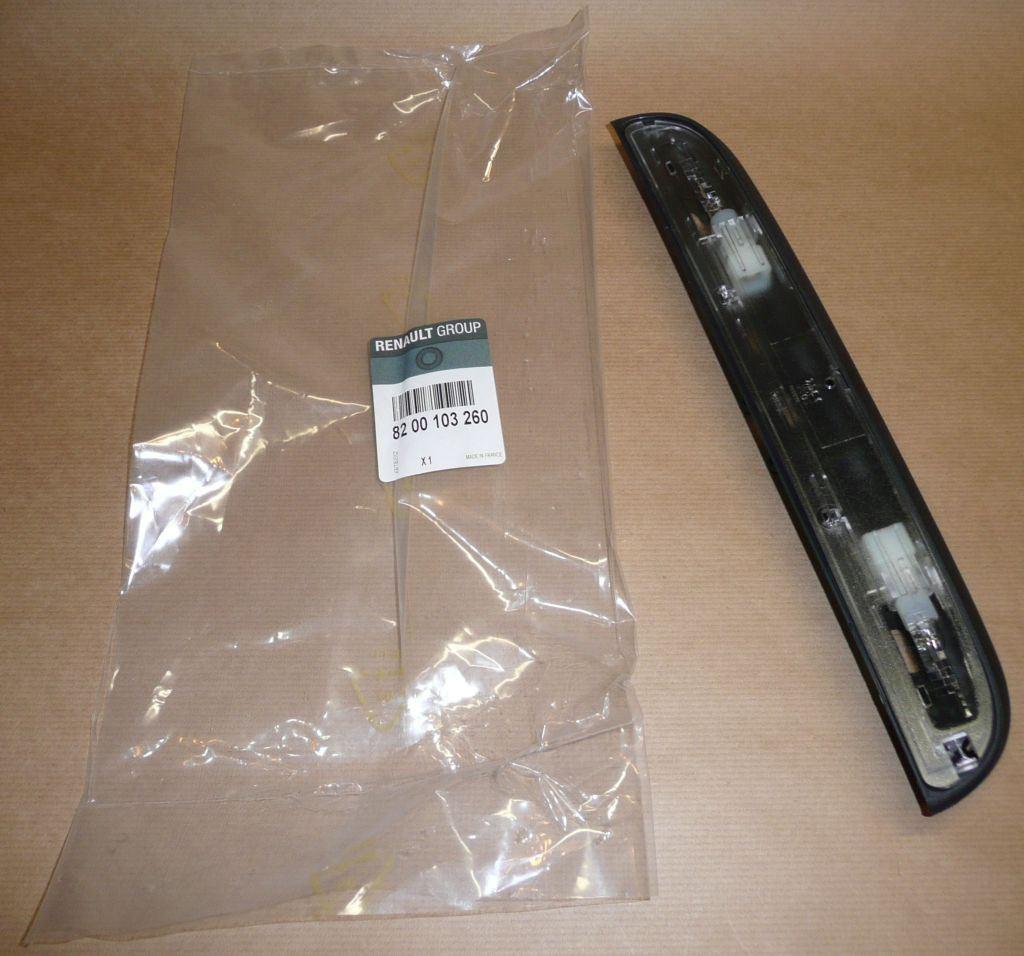 VEILLEUSE DE PLAQUE.RENAULT KANGOO TRAPPE 8200103260.