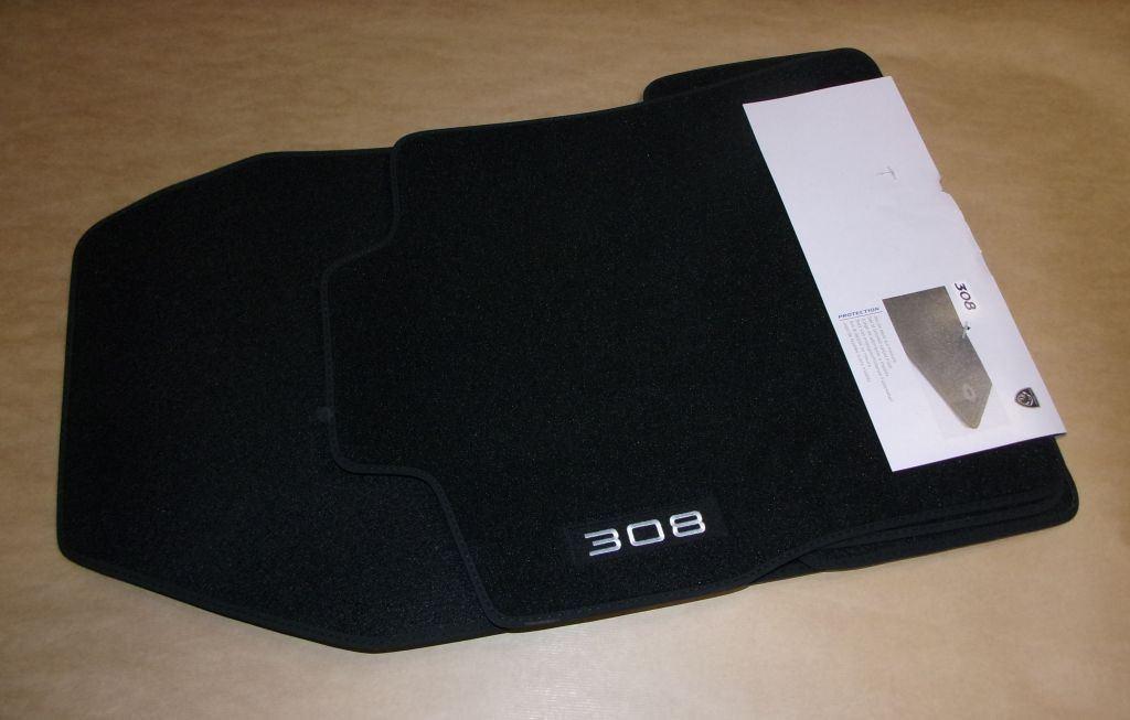 TAPIS EN VELOUR PEUGEOT 308 1679622380.