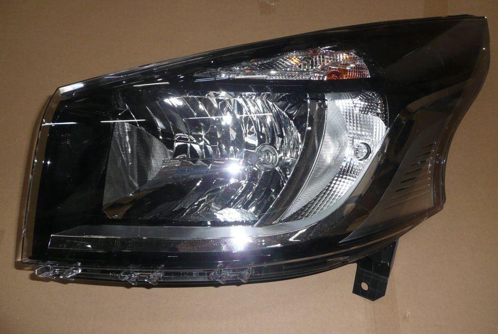 PHARES RENAULT TRAFIC III GAUCHE 260600500R.