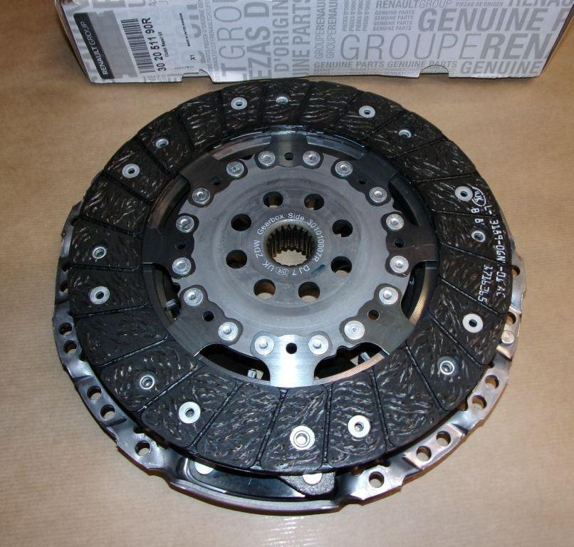 KIT EMBRAYAGES.RENAULT KANGOO II,DACIA DUSTER II 302055884R.