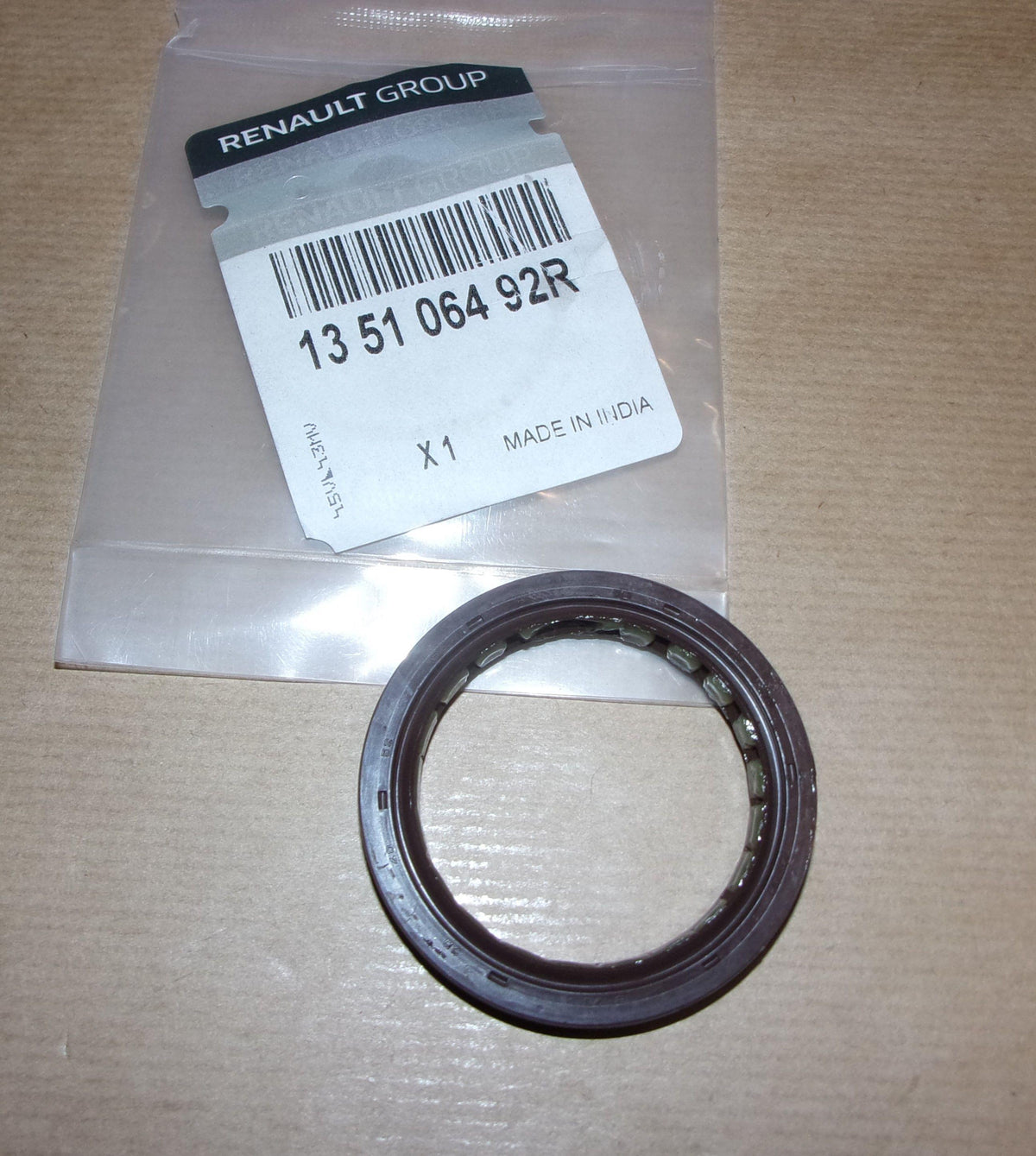 JOINT DE VILEBREQUIN.DACIA SANDERO II 135106492R.