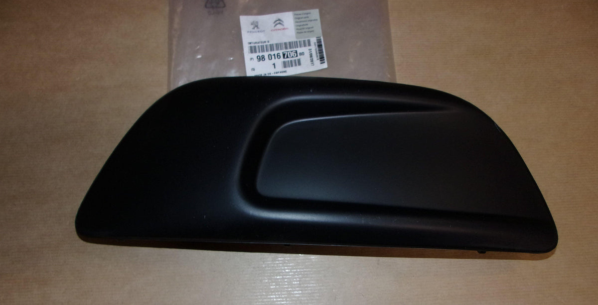 CACHE DE PARE-CHOCS CITROEN C4 PICASSO II 9801670680.