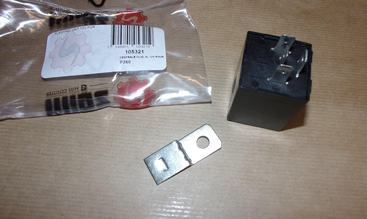 RELAIS DE CLIGNOTANT RENAULT 7700638976.