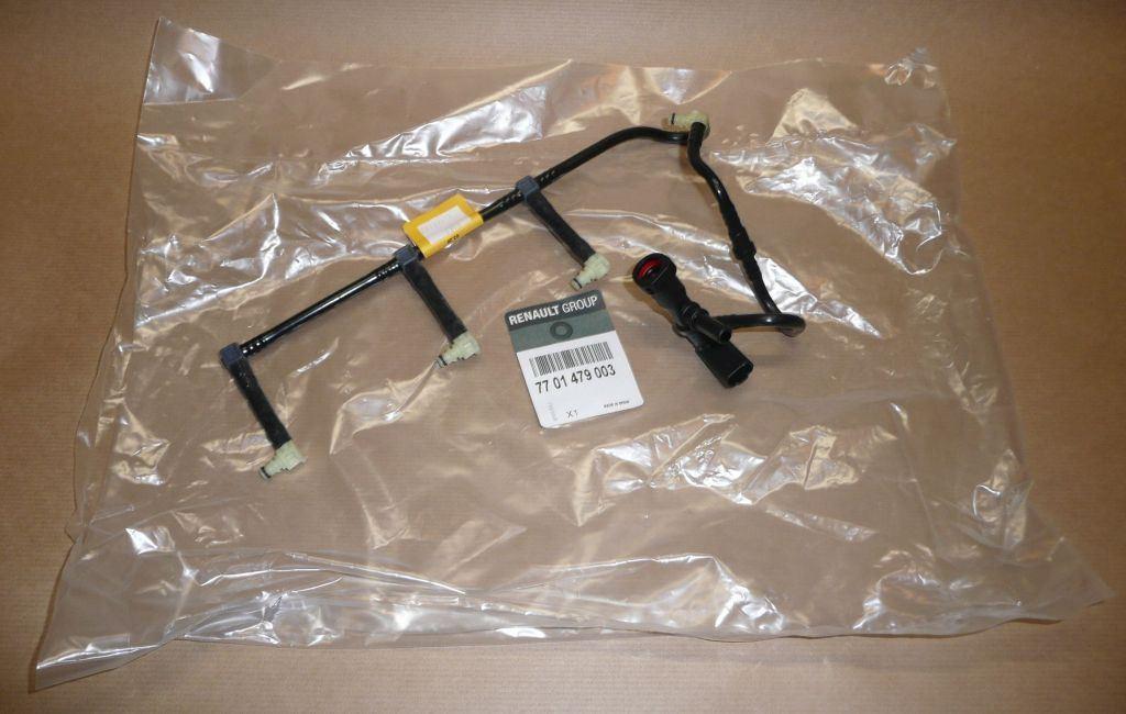 TUYAU DE RETOUR D'INJECTION.RENAULT MEGANE 2 1 7701479003.