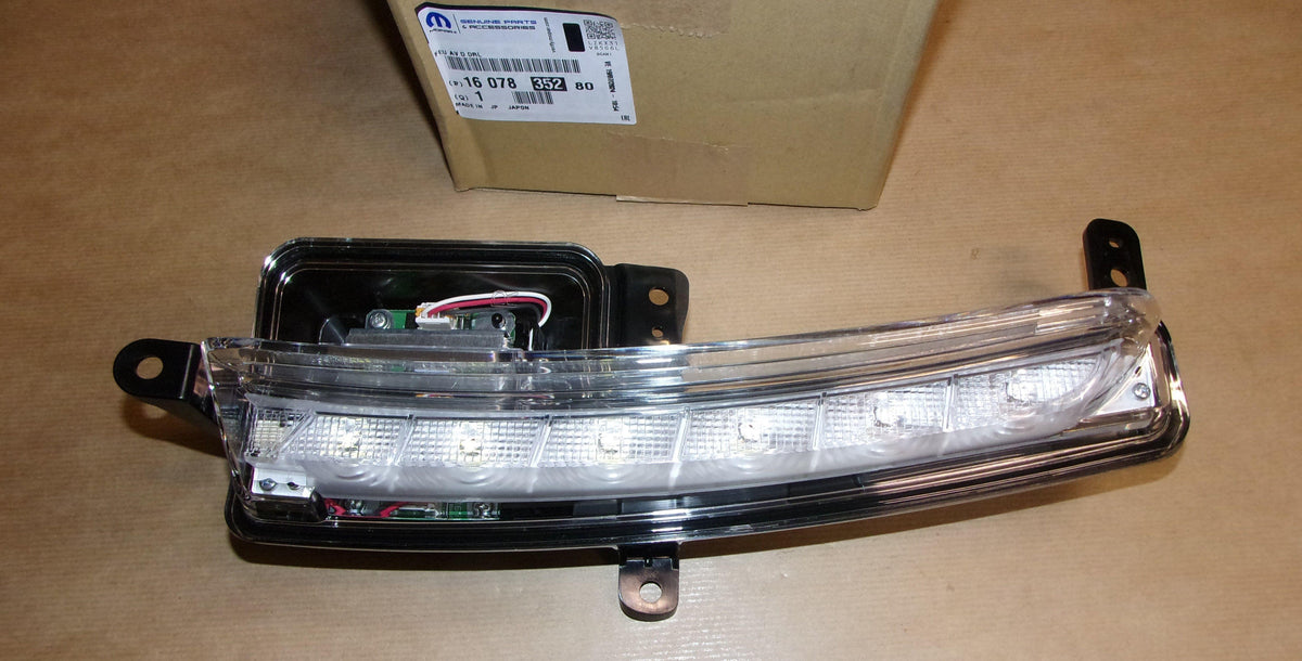 FEU DE JOUR LED CITROEN C4 AIRCROSS DROITE 1607835280.
