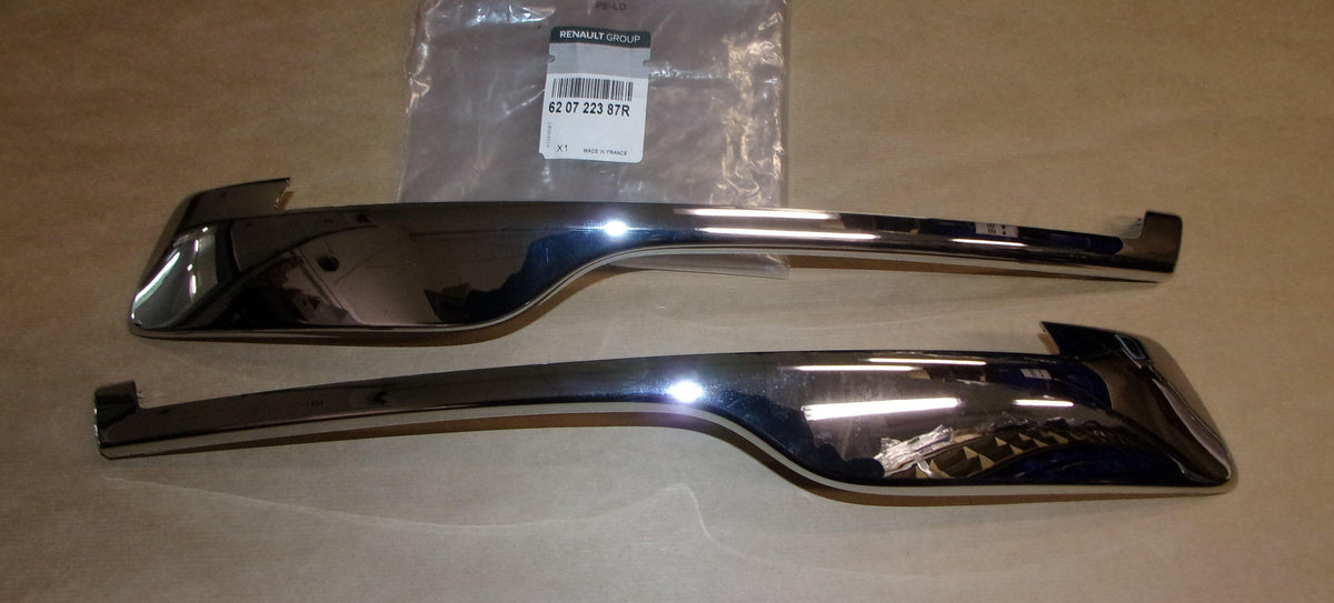 BANDE DÉCORATIVE DE PARE-CHOCS RENAULT LAGUNA 620722387R.