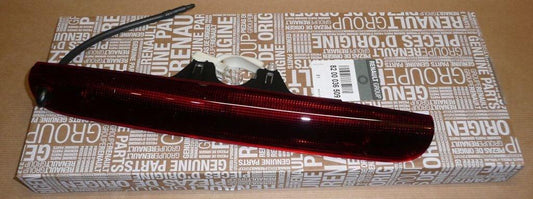 Feu stop d’origine pour Renault Espace IV , 8200036509.