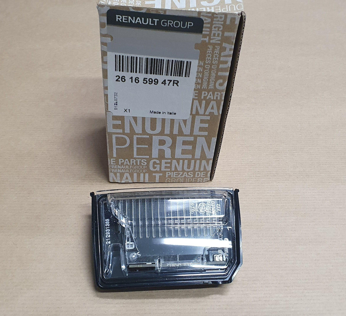FEU DE CLIGNOTANT RENAULT TRAFIC III 261659947R.