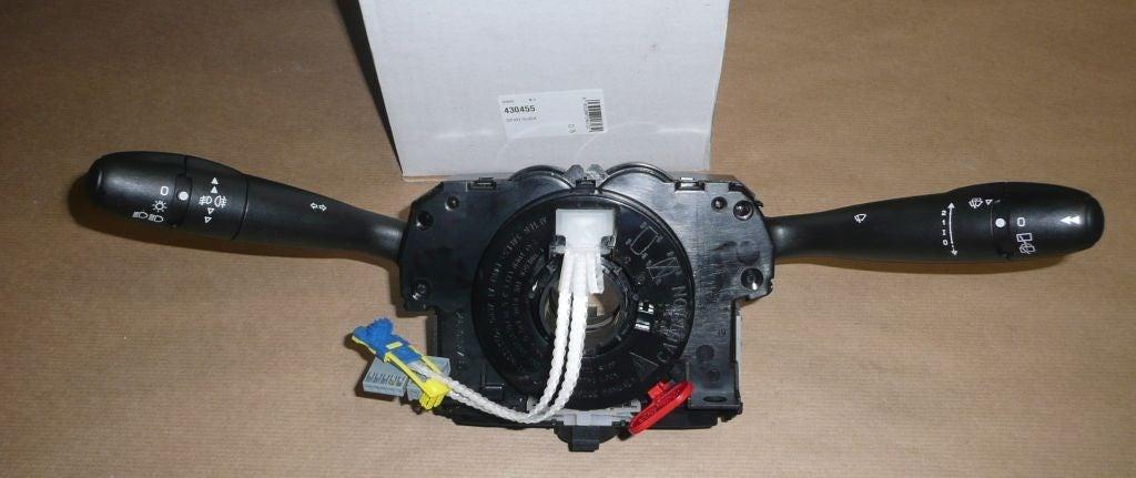 COMMUTATEUR COMBINE CITROEN C2,C3 II 98069808XT.