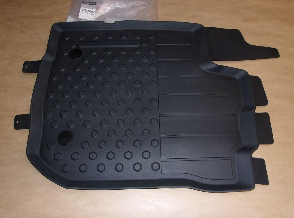 TAPIS EN CAOUTCHOUC COMPLET.DACIA LOGAN II 4 8201621053.