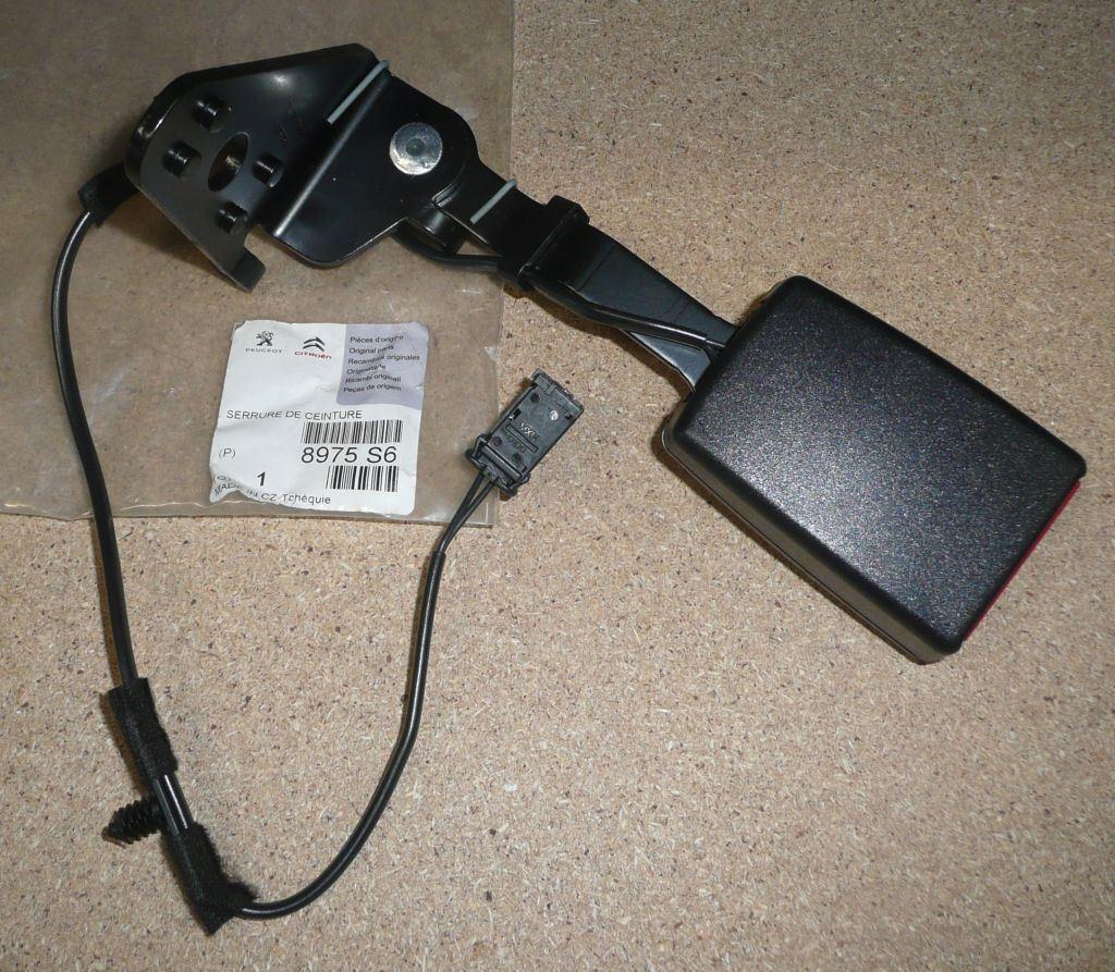 ATTACHE DE CEINTURE DE SÉCURITÉ.CITROEN C5 III 8975.S6 8975S6.
