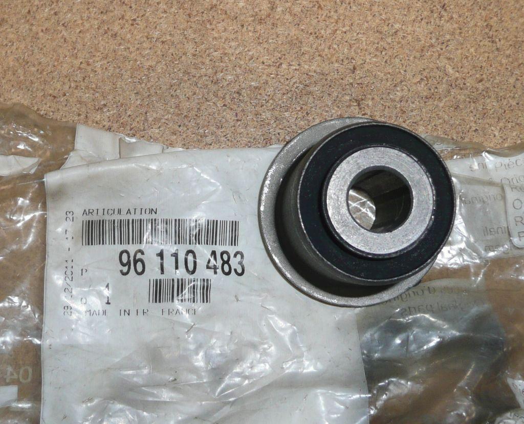 SILENTBLOCK DE TRIANGLE CITROEN ZX,P306 CENTRA 96110483.