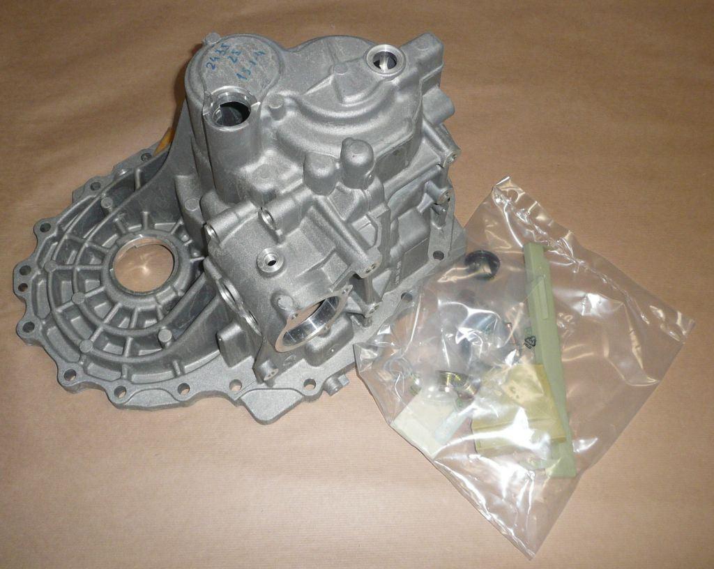 COUVERCLE DE BOITE DE VITESSES.RENAULT MEGANE 7701475357.