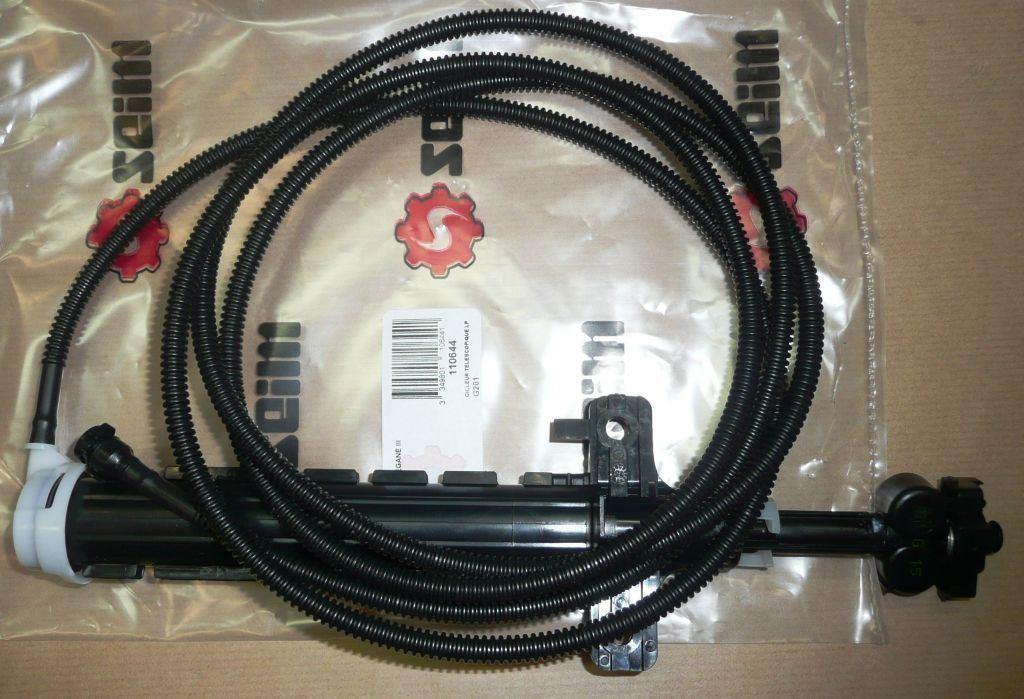 EMBOUT DU SYSTEME DE LAVE.GLACE DU PHARE 286420003R.