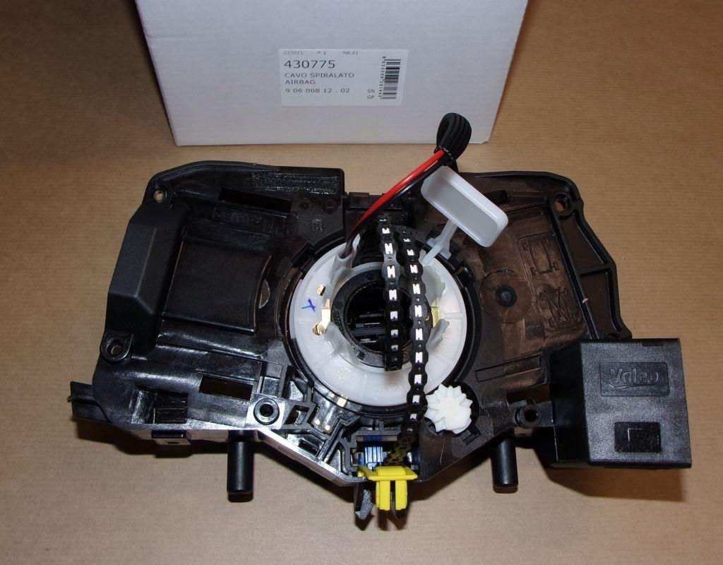 RÉTRACTEUR D'AIRBAG RENAULT CLIO IV,TWINGO III 255674917R.