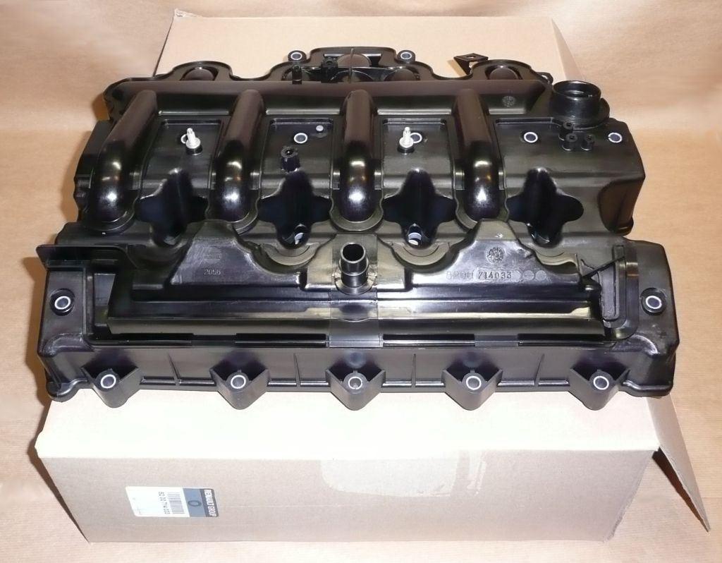 COUVRE-CULASSE RENAULT MASTER 2,TRAFIC 2.5DCI 8200714033.