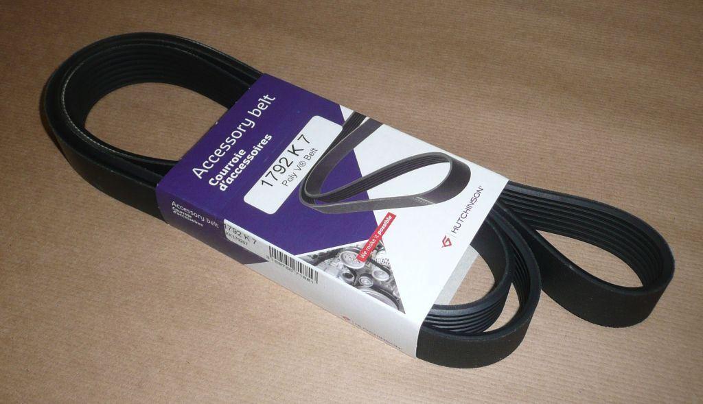COURROIE TRAPÉZOIDALE.7PK1792 2.0 16V,1. 117207944R.