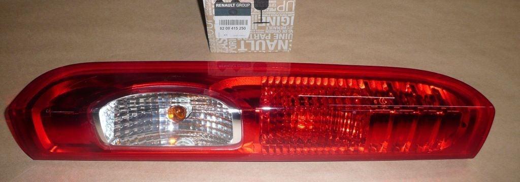 FEU ARRIERE RENAULT TRAFIC II GAUCHE LA PART 8200415250.