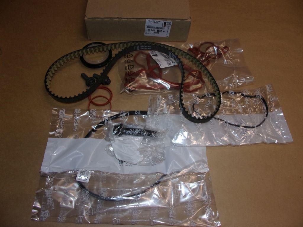 KIT DISTRIBUTION.CITROEN C4 CACTUS PEUGEOT 308 1.2TH 1654515580.