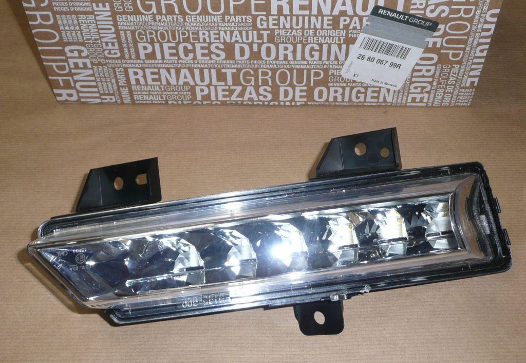 FEU DE JOUR LED RENAULT MEGANE III DROITE 266006799R.