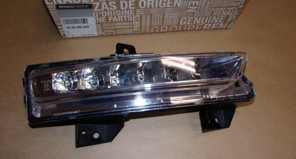 FEU DE JOUR LED RENAULT MEGANE III DROITE 266000984R.