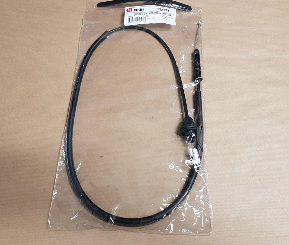 CABLE D'ACCELERATEUR RENAULT MEGANE,SCENIC 7700415221.