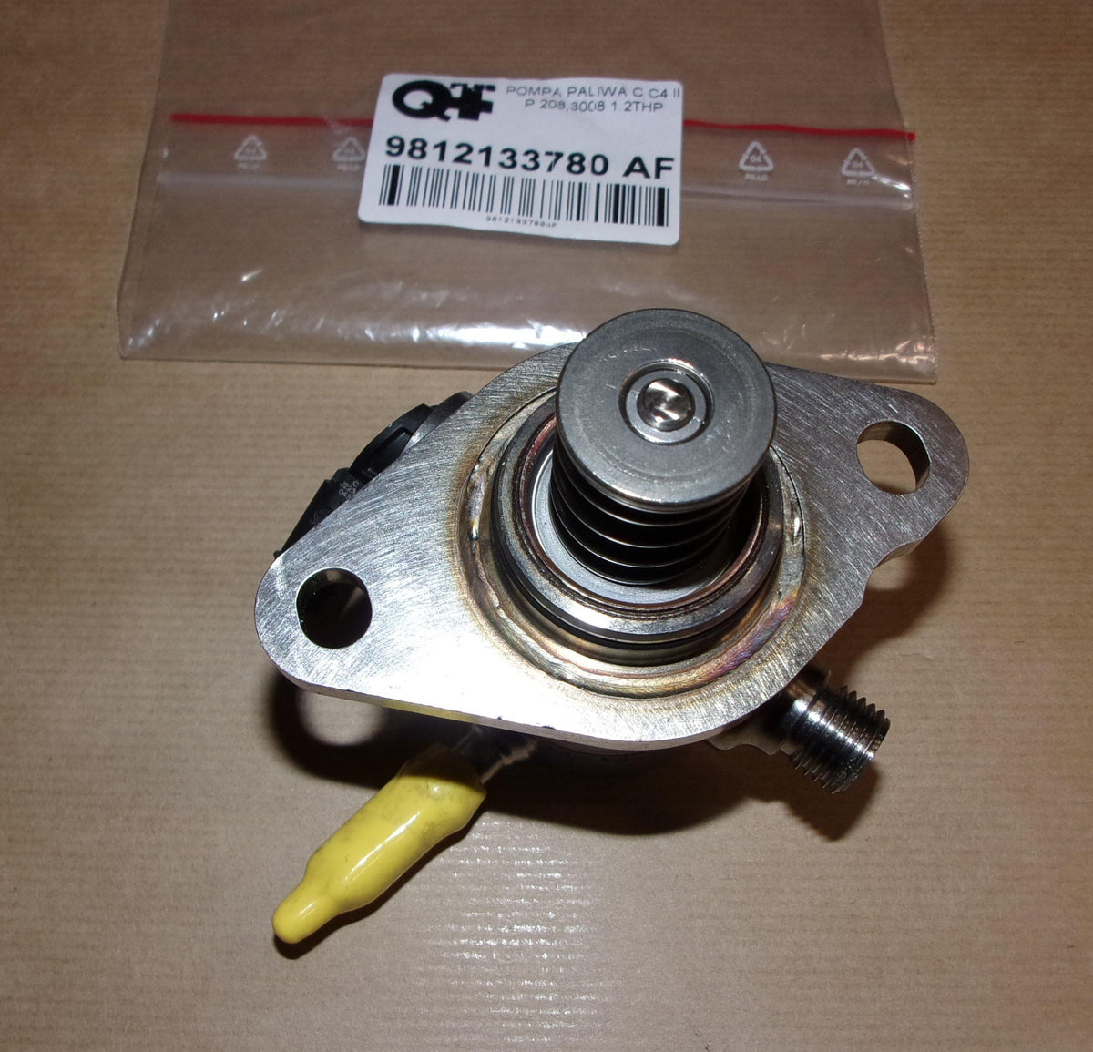 POMPE A CARBURANT CITROEN C4 II PEUGEOT 208,3008 1.2 9812133780.
