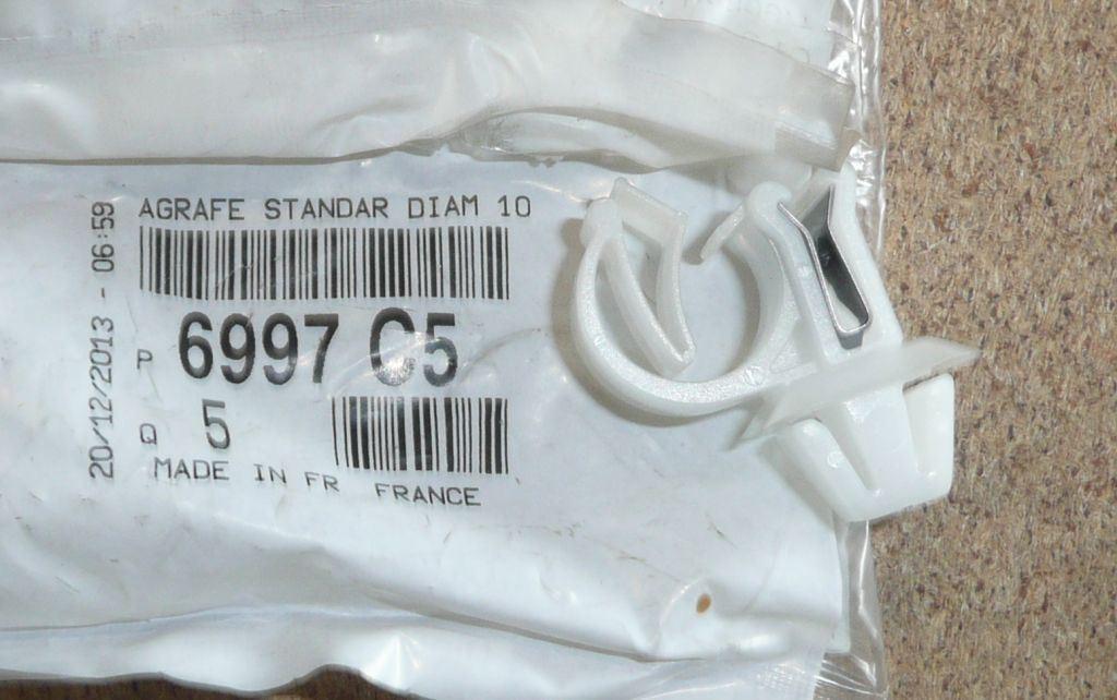 AGRAFE DE GARNITURE PAVILLON CITROEN XM II 6997.C5 6997C5.