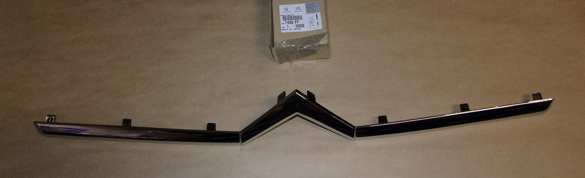 BANDE DÉCORATIVE DE PARE.CHOCS CITROEN C4 AVAN 7452.FF 7452FF.