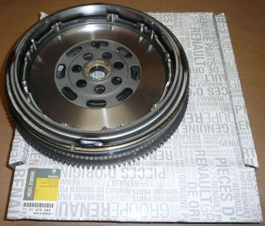 VOLANT MOTEUR BI-MASSE RENAULT LAGUNA II 2.2DC 7701476546.