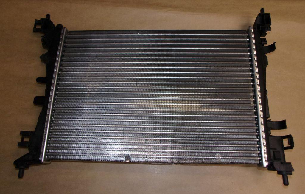 RADIATEUR D'EAU PEUGEOT BIPPER 1.4 16V 1330.T8 1330T8.