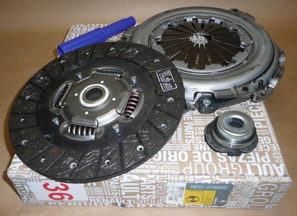 KIT EMBRAYAGES.RENAULT CLIO II,MASTER II,LAGUN 7711134827.