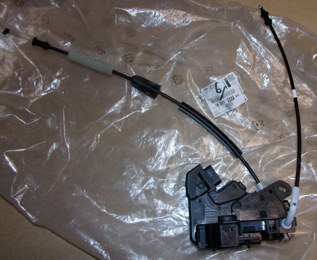 SERRURE DE PORTE CITROEN C4 II AVANT DROIT 9832797780.
